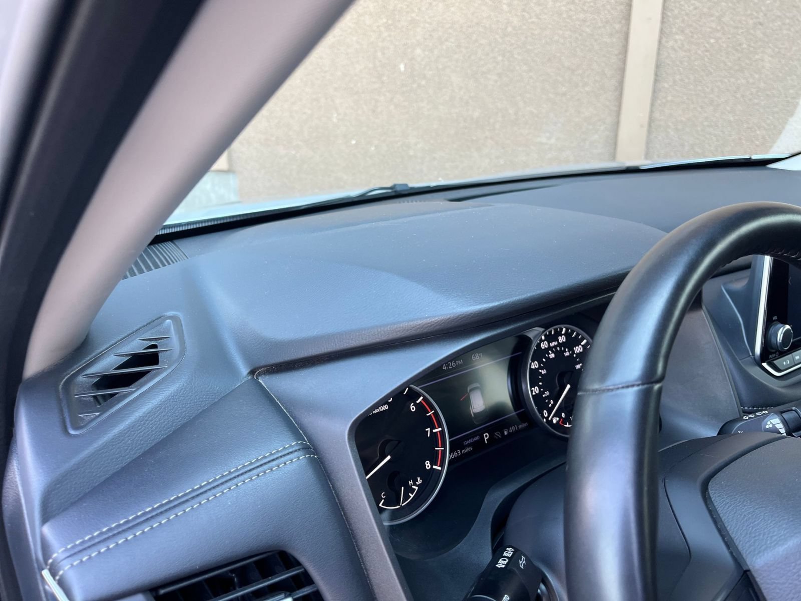 Used 2025 Nissan Rogue SV FWD image 35