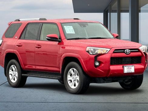 Used 2024 Toyota 4Runner SR5 Premium AWD/4WD image 2