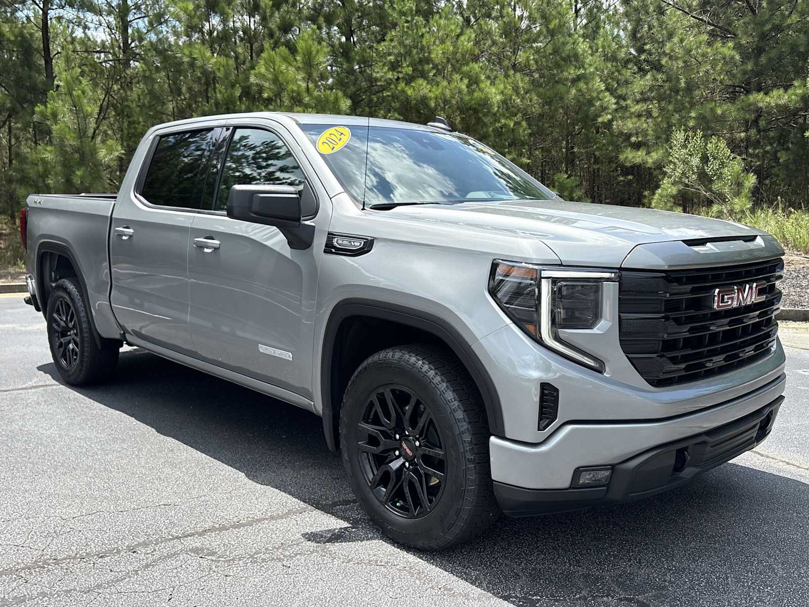 Used 2024 GMC Sierra 1500 Elevation AWD/4WD image 25