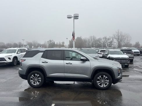 Certified 2025 Chevrolet Equinox LT image 4