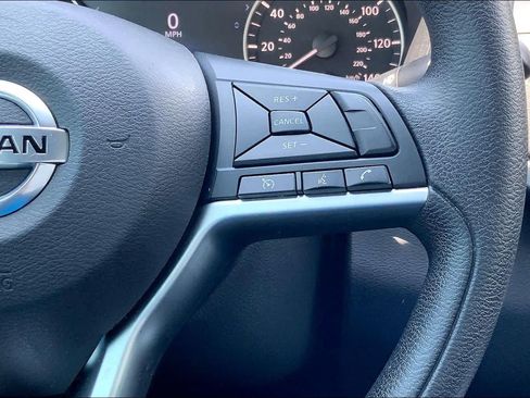 Used 2021 Nissan Altima 2.5 SV FWD image 24
