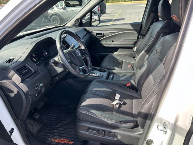 Used 2022 Honda Pilot TrailSport image 11