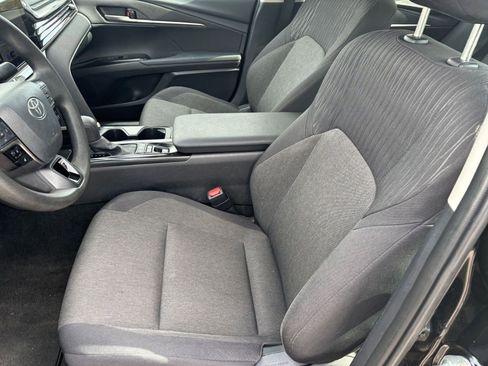 Used 2025 Toyota Camry LE image 25