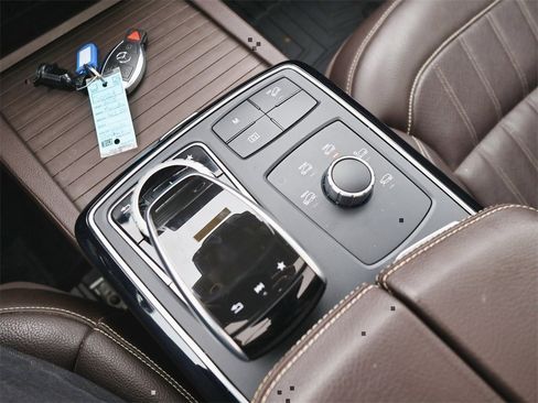 Used 2018 Mercedes-Benz GLE 350 4MATIC image 26