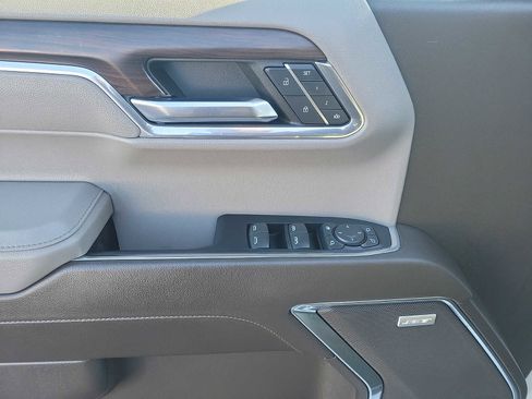 Certified 2023 GMC Sierra 1500 SLT w/ SLT Premium Plus Package image 12