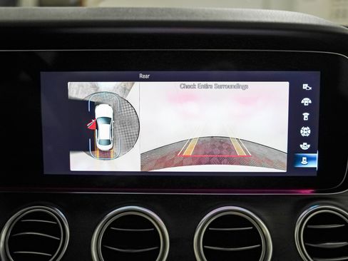 Certified 2022 Mercedes-Benz E 350 E 350 image 22