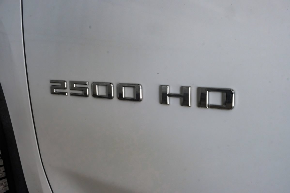 Used 2025 Chevrolet Silverado 2500 LTZ w/ LTZ Convenience Package AWD/4WD image 56