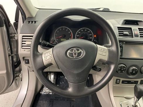 Used 2013 Toyota Corolla LE w/ Premium Pkg FWD image 14