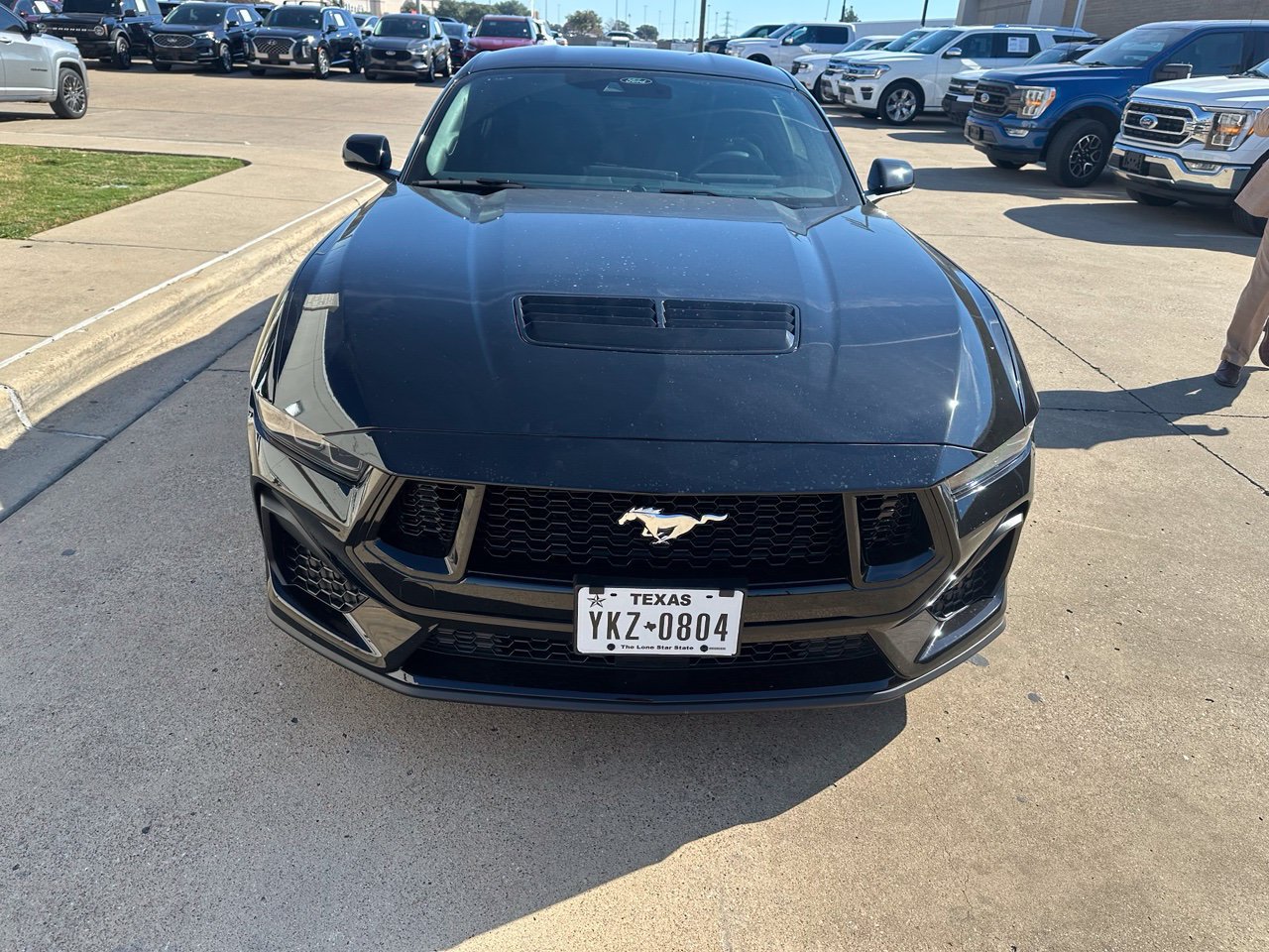 Used 2026 Ford Mustang GT RWD image 2