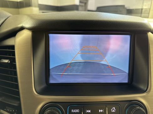 Used 2017 GMC Yukon XL Denali w/ Open Road Package image 31