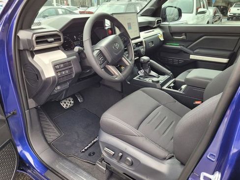 New 2024 Toyota Tacoma TRD Sport w/ TRD Sport Upgrade Package image 18