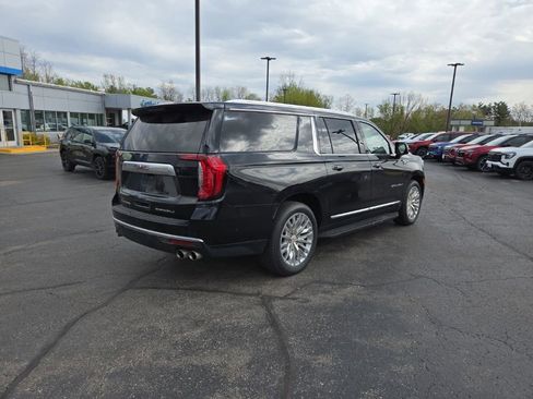 Certified 2024 GMC Yukon XL Denali w/ Advanced Technology Package AWD/4WD image 3