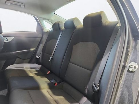 Certified 2024 Kia Forte LXS FWD image 18