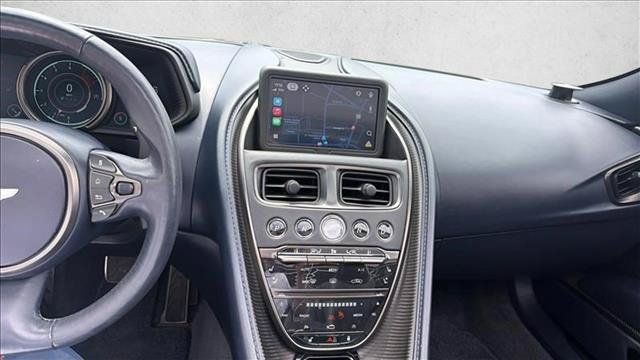 Used 2019 Aston Martin DB11 Volante RWD image 22