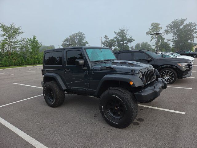 Used 2017 Jeep Wrangler Sport AWD/4WD image 2