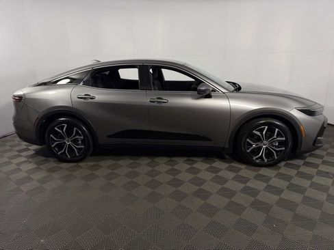 Used 2024 Toyota Crown XLE image 10