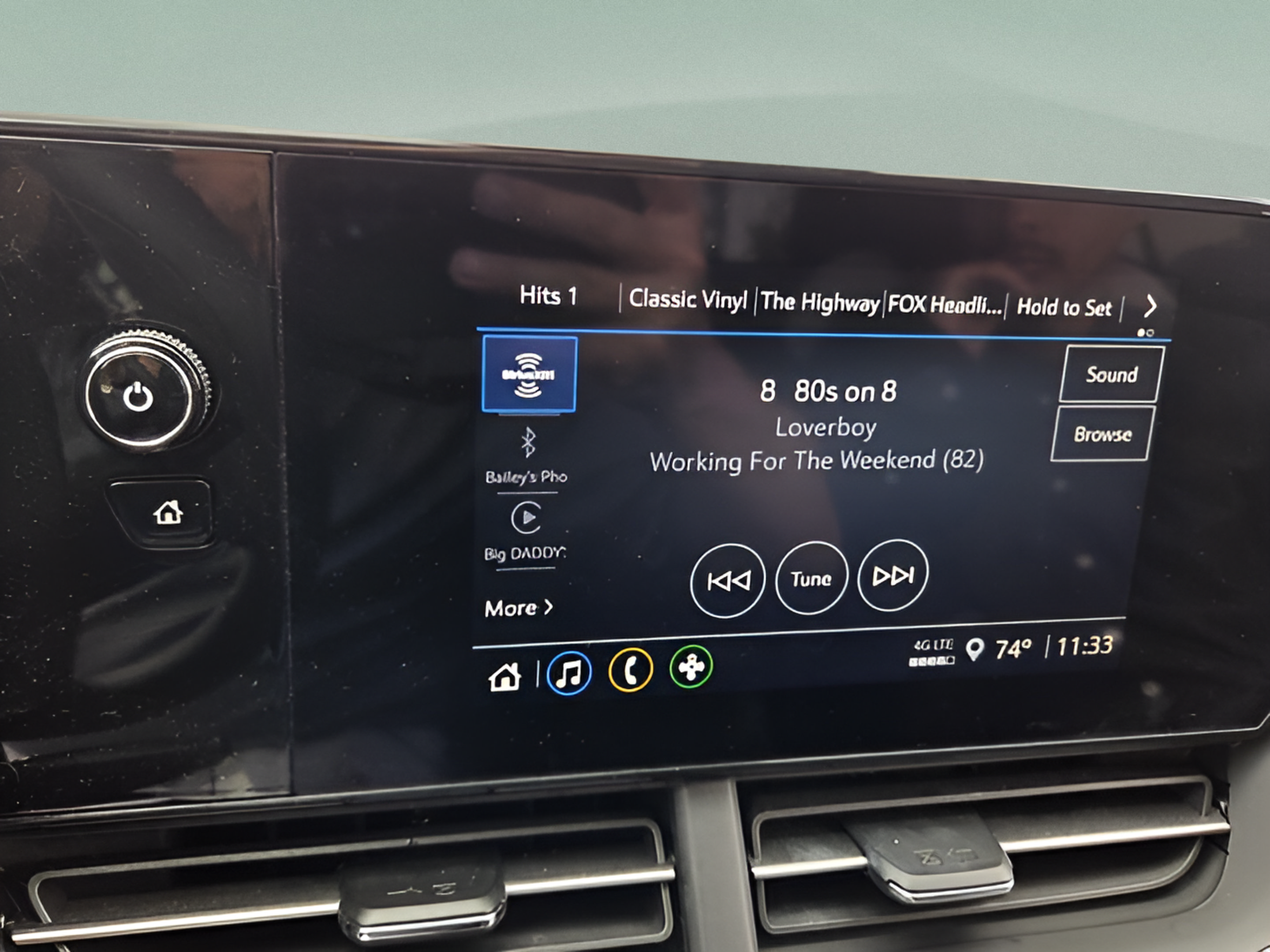 Used 2026 Chevrolet Trax LS FWD image 18