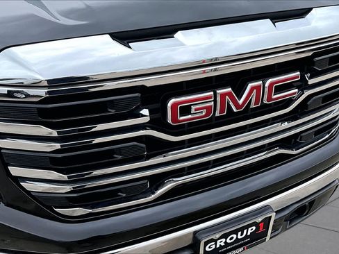 Certified 2025 GMC Sierra 1500 SLT AWD/4WD image 30