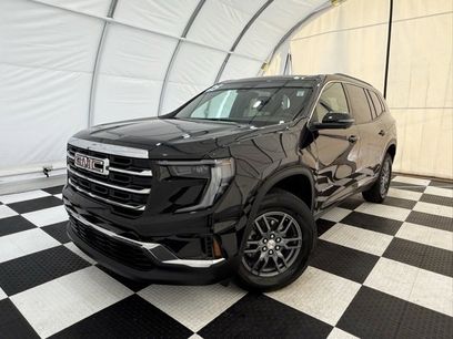 Used 2025 GMC Acadia Elevation