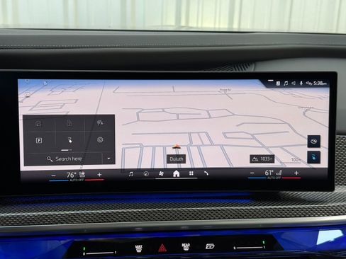 Used 2023 BMW i7 xDrive60 image 24