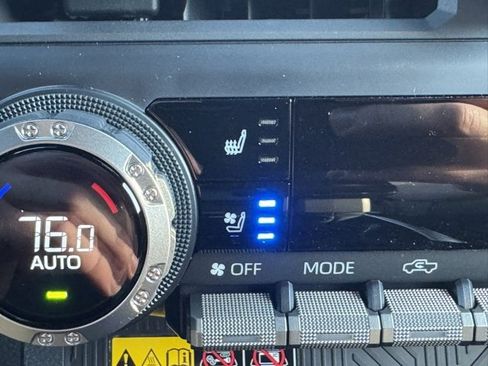 New 2025 Toyota Tacoma Trailhunter image 28