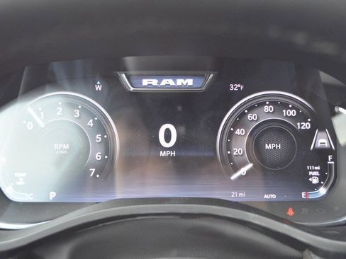 New 2026 RAM 1500 4x4 Crew Cab image 19