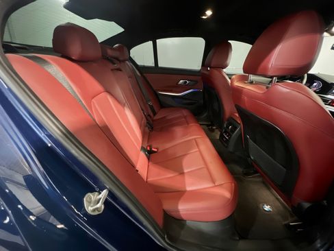 Used 2022 BMW 330i Sedan w/ Convenience Package RWD image 21