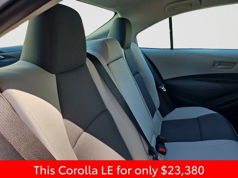 Used 2025 Toyota Corolla LE FWD image 45
