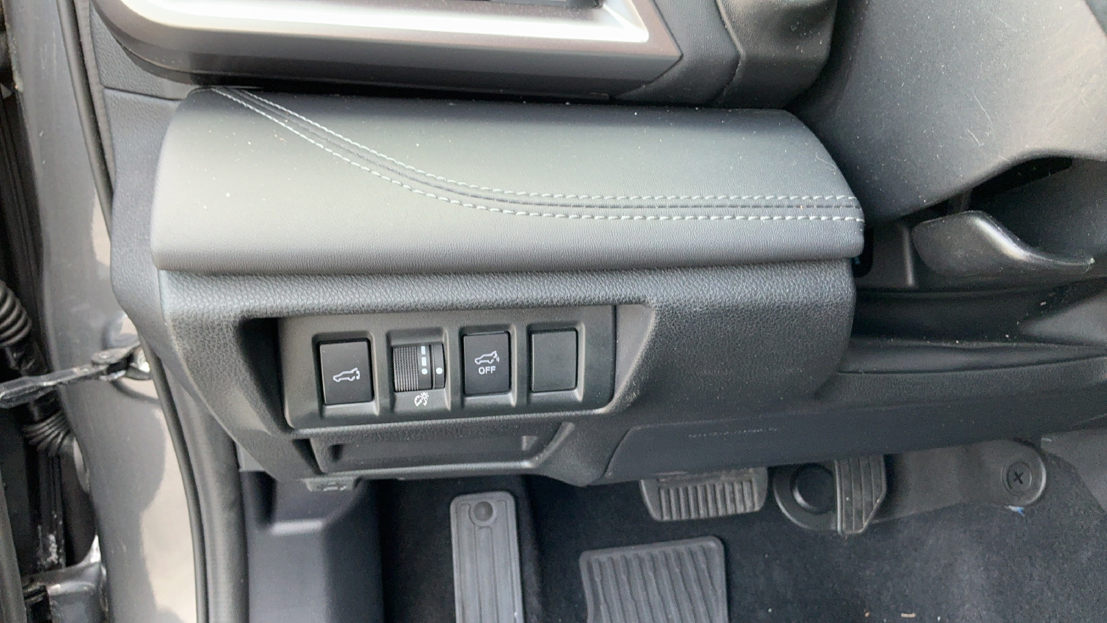 Used 2024 Subaru Outback Limited AWD/4WD image 17