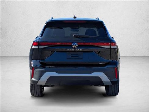New 2025 Volkswagen Tiguan S image 7