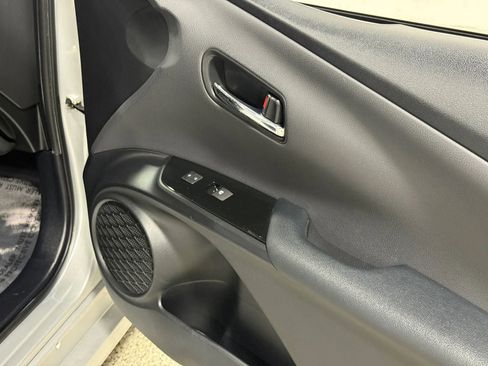 Used 2017 Toyota Prius Two image 42