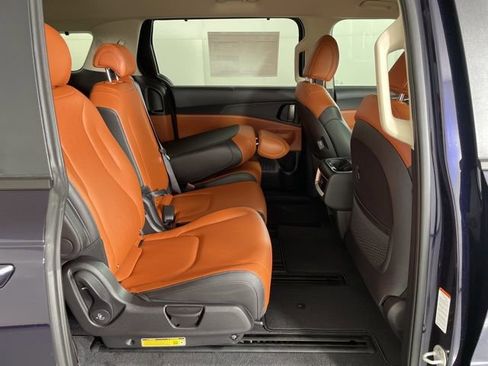 New 2026 Kia Carnival EX image 45