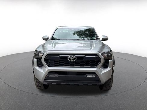 Used 2024 Toyota Tacoma TRD Off-Road AWD/4WD image 2