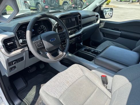 Used 2021 Ford F150 XLT image 33