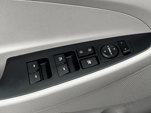 Used 2020 Hyundai Tucson Value image 12