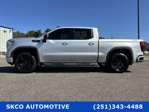 Used 2020 GMC Sierra 1500 Elevation w/ Elevation Value Package image 2
