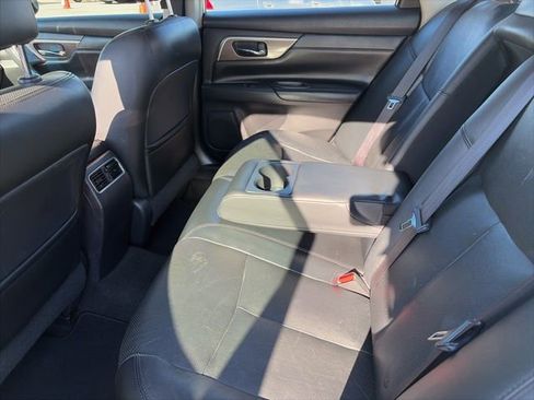 Used 2013 Nissan Altima 2.5 SL w/ 2.5 Moonroof Pkg image 11