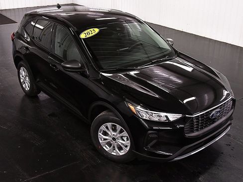 New 2025 Ford Escape Active w/ Cold Weather Package image 13