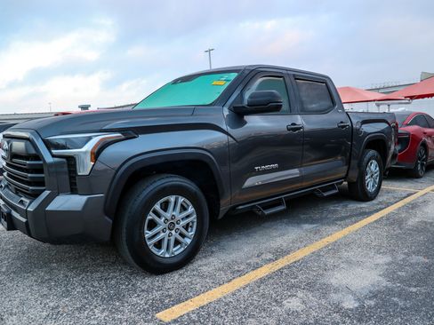 Used 2023 Toyota Tundra SR5 w/ SR5 Premium Package image 3