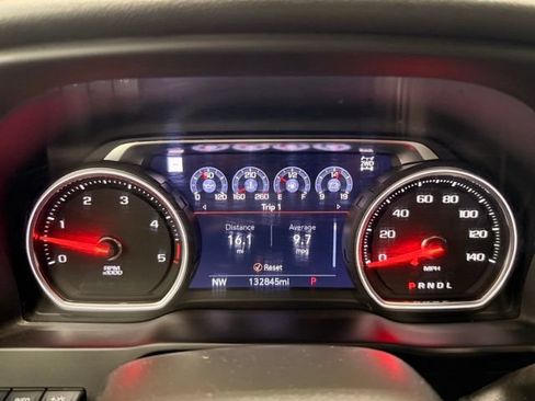 Used 2022 Chevrolet Silverado 2500 LTZ w/ LTZ Premium Package AWD/4WD image 35