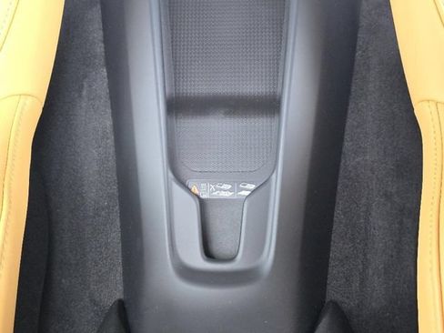 Used 2024 Chevrolet Corvette Stingray Premium Cpe w/ Z51 Performance Package RWD image 11