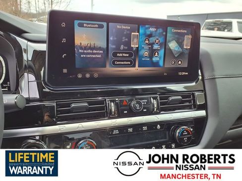 New 2026 Nissan Pathfinder SL image 5