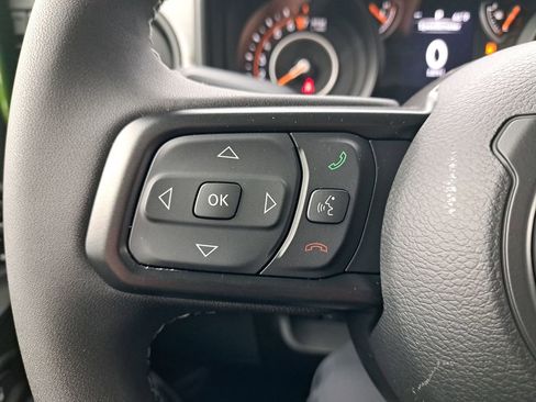 New 2025 Jeep Gladiator Sport image 31