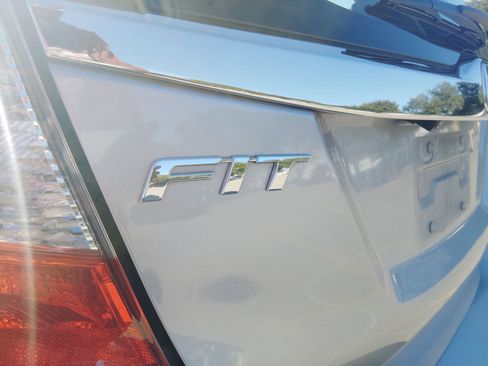 Used 2019 Honda Fit EX image 10