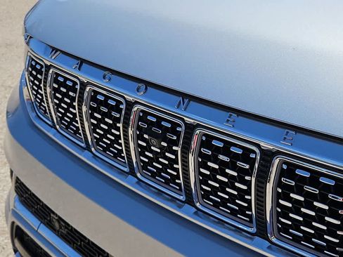 Used 2022 Jeep Grand Wagoneer Series I AWD/4WD image 13