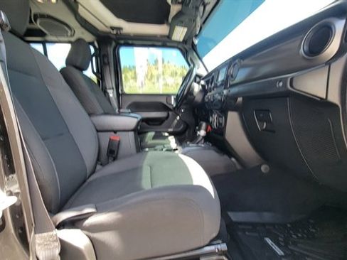 Used 2021 Jeep Gladiator Sport AWD/4WD image 40
