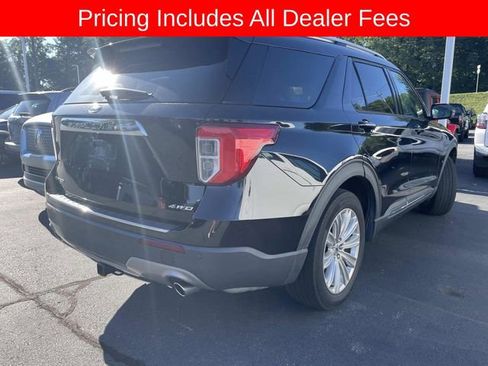 Used 2021 Ford Explorer Limited w/ Equipment Group 301A AWD/4WD image 6