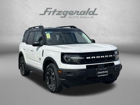 Used 2023 Ford Bronco Sport Outer Banks w/ Tech Package image 1