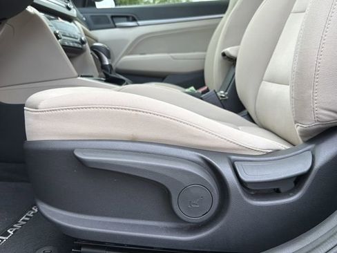Used 2018 Hyundai Elantra Value Edition image 21