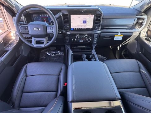 New 2026 Ford F250 4x4 Crew Cab Super Duty image 25